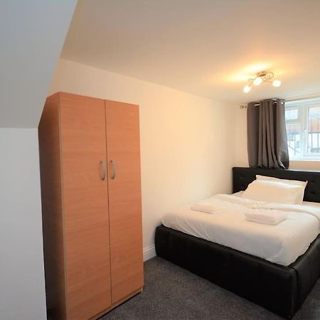 Lovely 4Bedroom Apartment Londres Extérieur photo