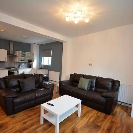 Lovely 4Bedroom Apartment Londres Extérieur photo