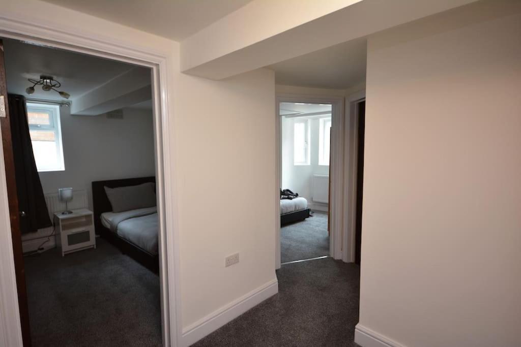 Lovely 4Bedroom Apartment Londres Extérieur photo